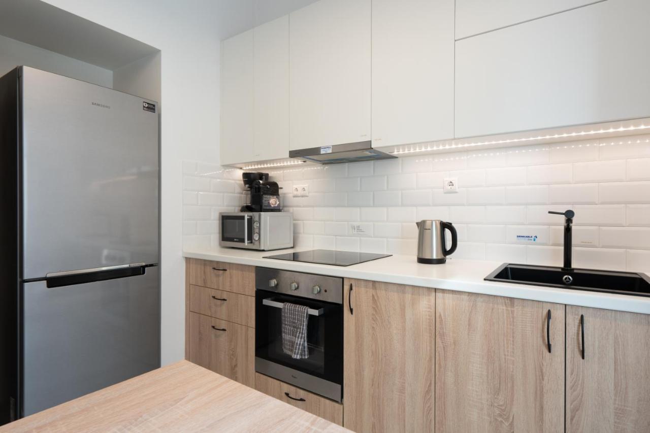 Classy Apartment In Koukaki, Walk To Metro & Acropolis Atene Esterno foto